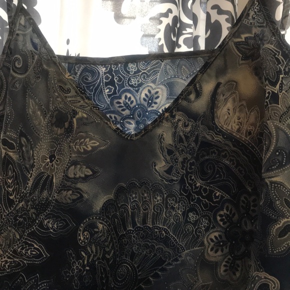 PRELOVED pair of sexy nighties - Picture 7 of 8